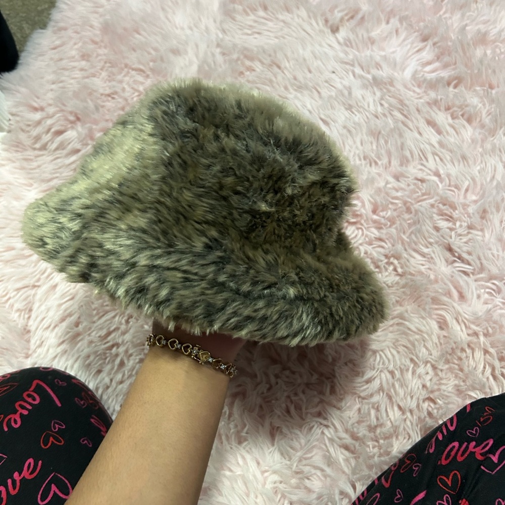 Parkhurst Textured Gray and Black Hat